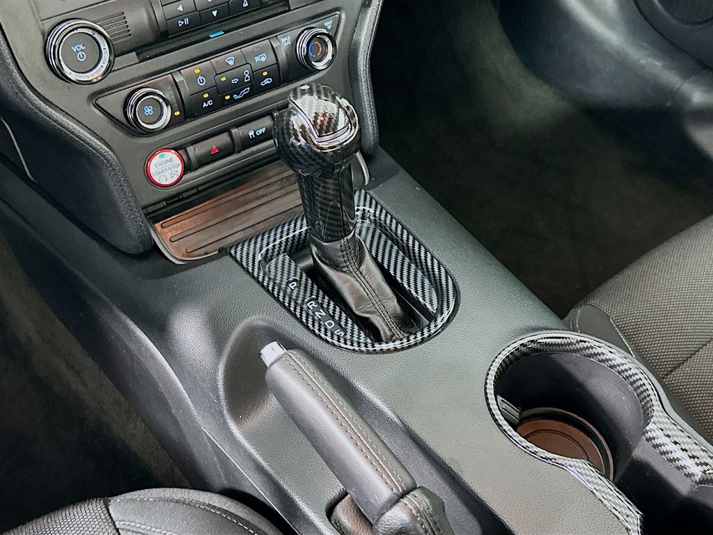 Thumbnail: 2017 Ford Mustang - 16