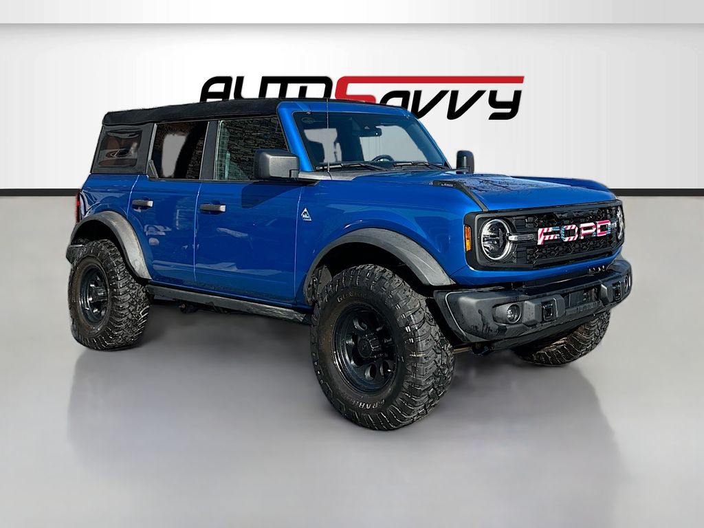 2023 Ford Bronco 4-Door Black Diamond
