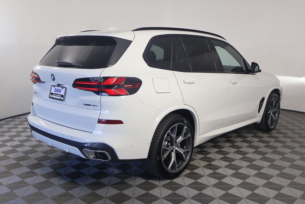 Thumbnail: 2026 BMW X5 - 2