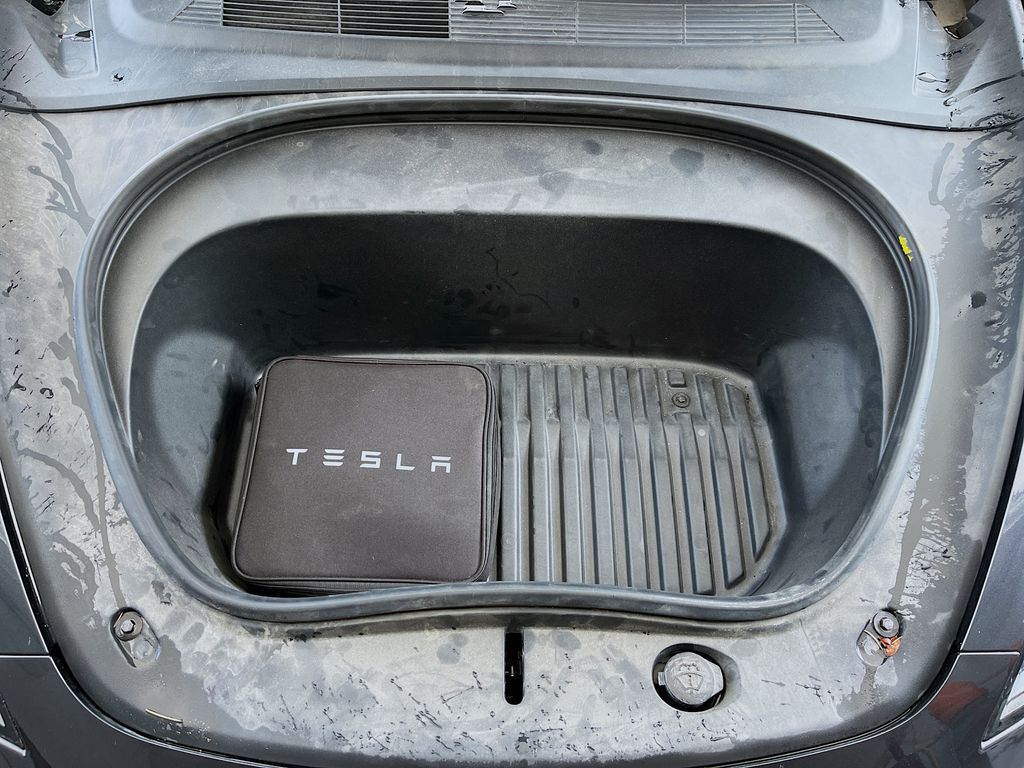 Used 2025 Gray Tesla Long Range image 31
