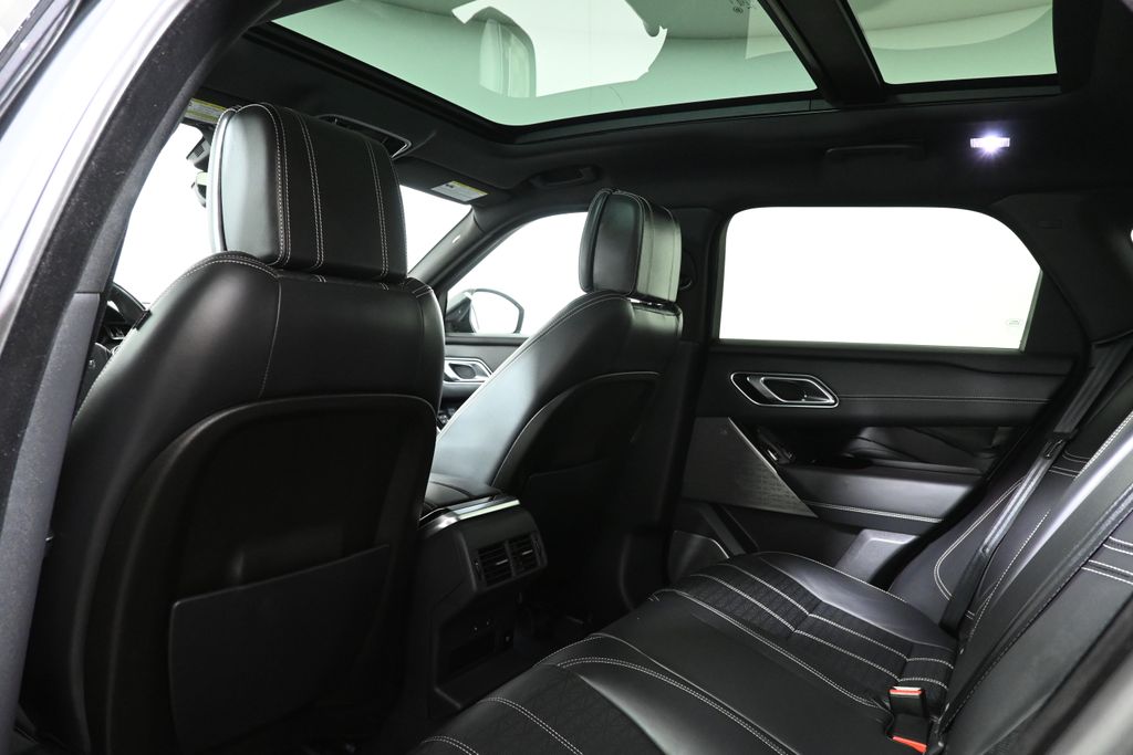 Thumbnail: 2019 Land Rover Range Rover Velar - 32