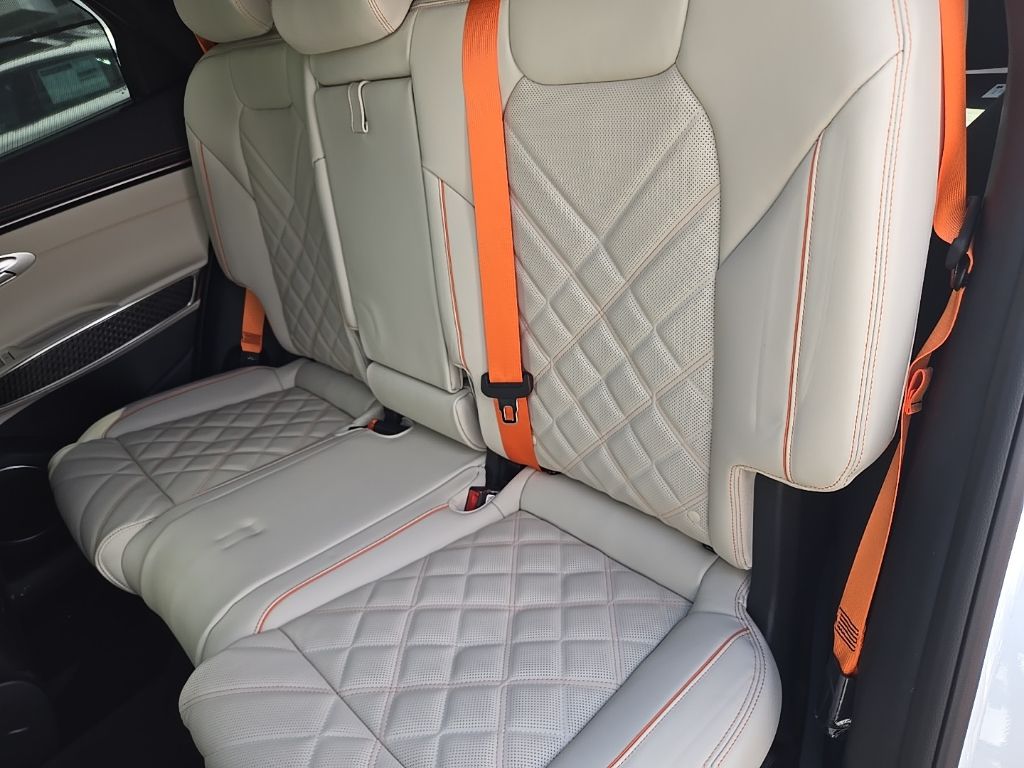 Thumbnail: 2026 Genesis GV70 - 28