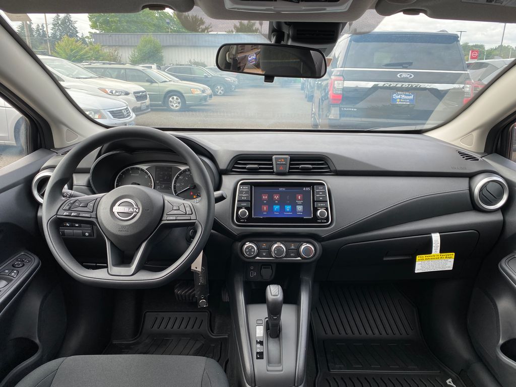 2024 Nissan Versa 1.6 S