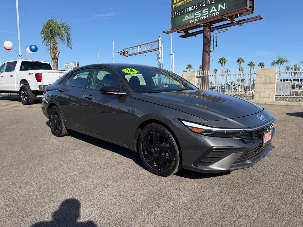  2026 Hyundai Elantra SEL Sport FWD   