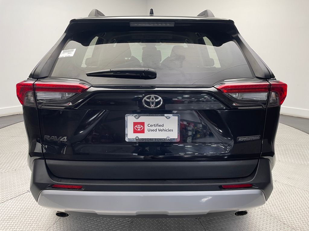 2023 Toyota RAV4 Adventure 6