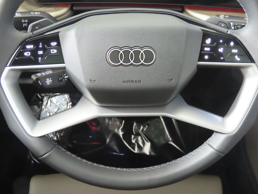 Thumbnail: 2025 Audi Q5 - 15