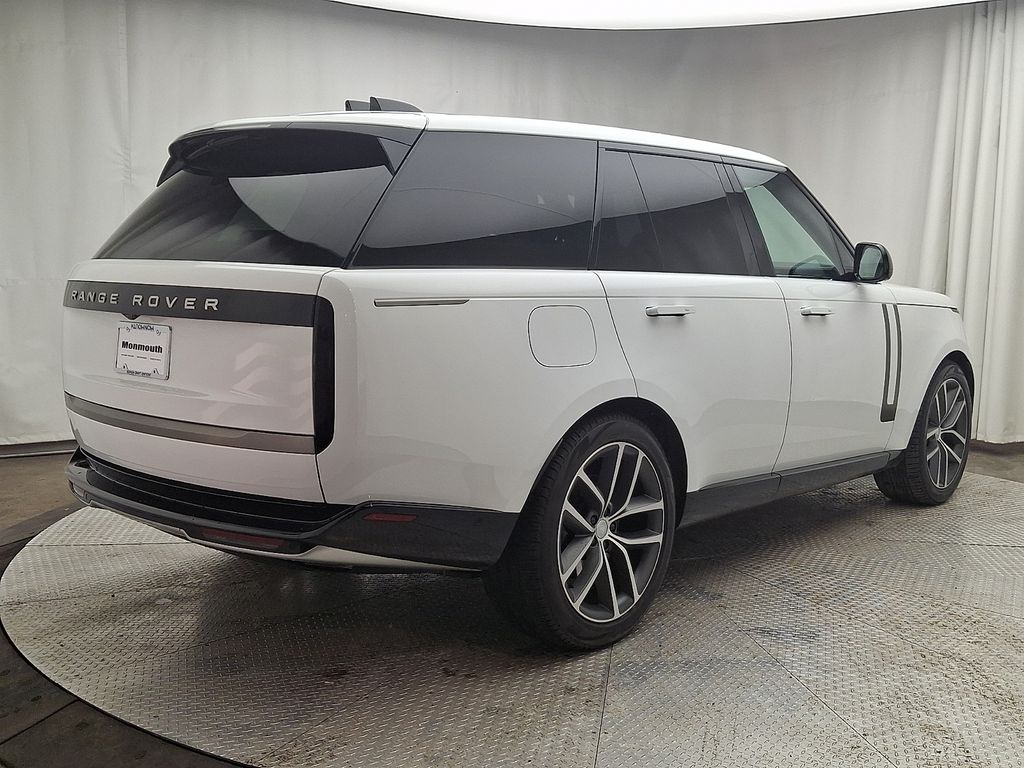 Thumbnail: 2024 Land Rover Range Rover - 4