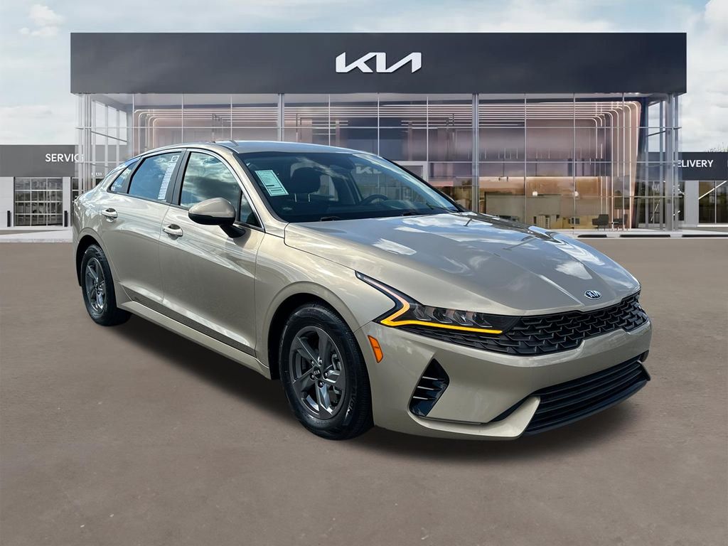 2021 Kia K5 LXS FWD