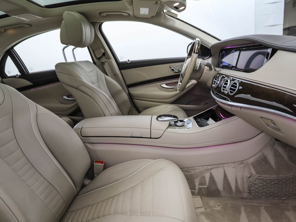 Thumbnail: 2017 Mercedes-Benz S-Class - 30