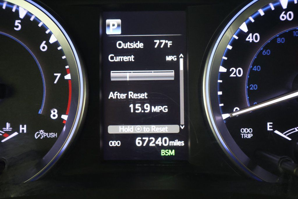 Thumbnail: 2018 Toyota Highlander - 18