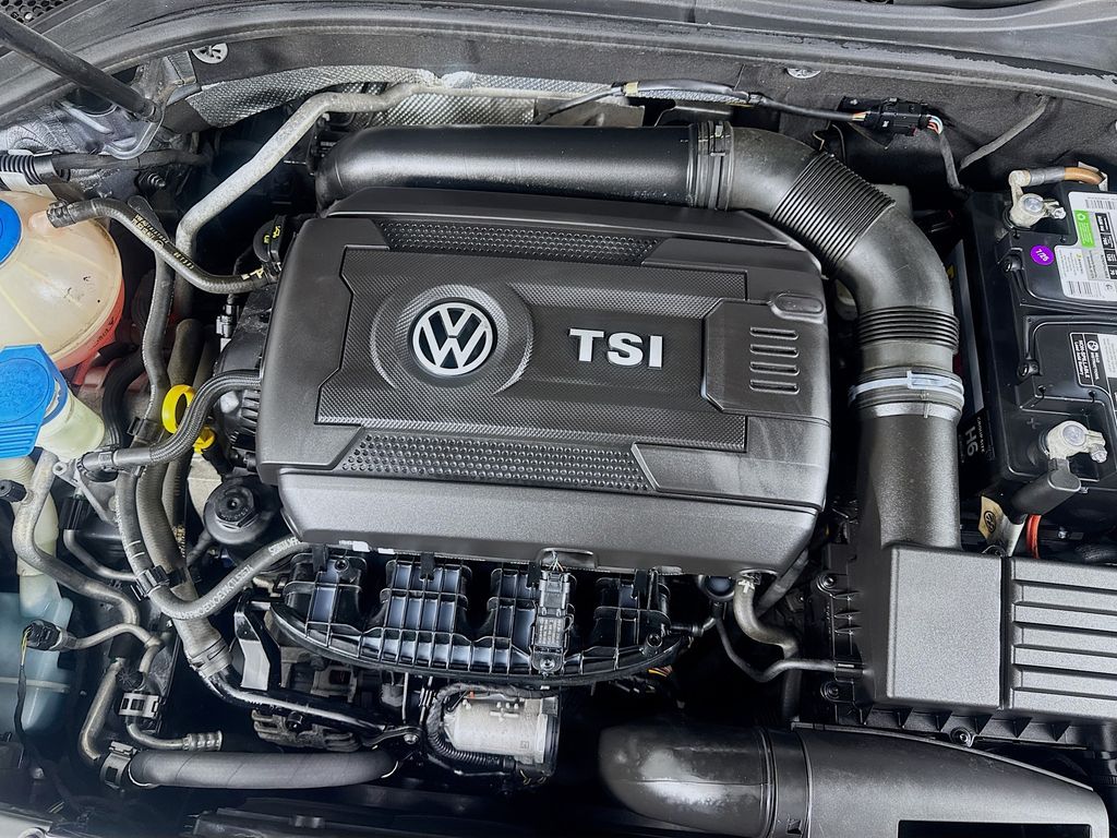 Used Car 2015 Volkswagen Passat  1.8t Limited Edition For Sale Under $10,000 In Austin, Texas