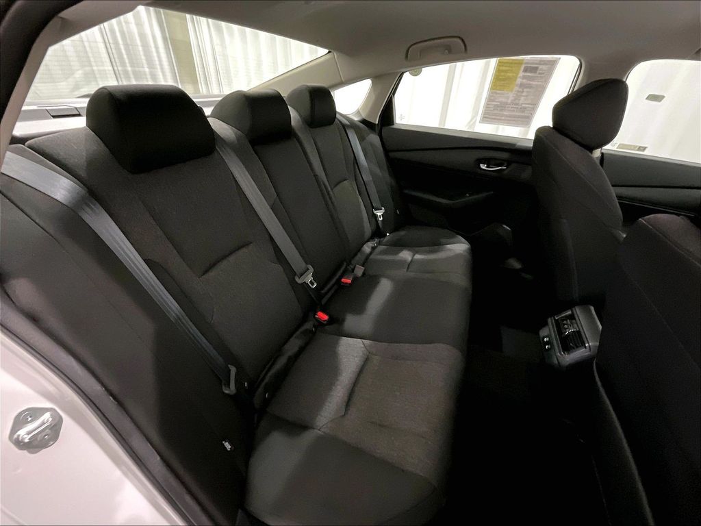 2025 Honda Accord — photo 16