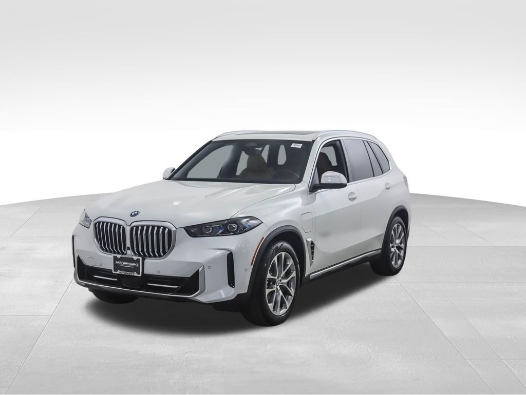Thumbnail: 2026 BMW X5 - 1