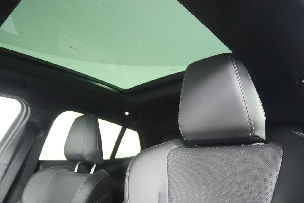 Thumbnail: 2025 BMW X2 - 11