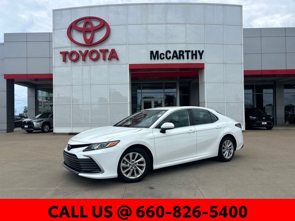 Ice Cap 2024 Toyota Camry Sedan Front-Wheel Drive 8-Speed Automatic