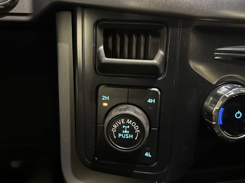 New 2026 Black Ford XLT image 30