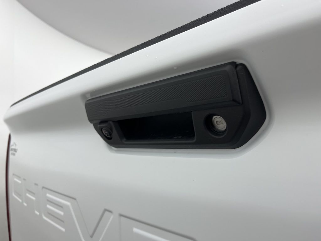 Thumbnail: 2026 Chevrolet Silverado 2500 - 19