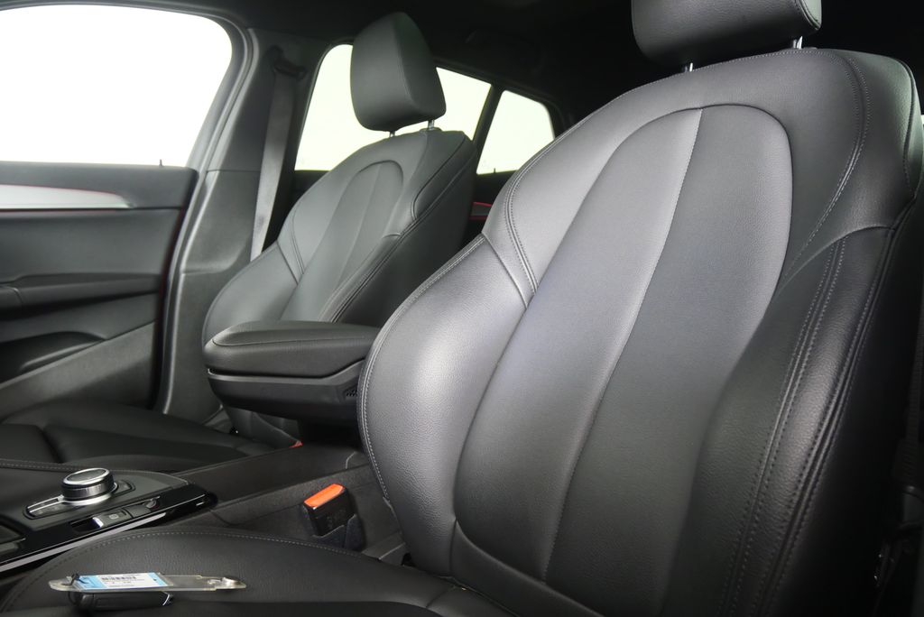 Thumbnail: 2023 BMW X2 - 10