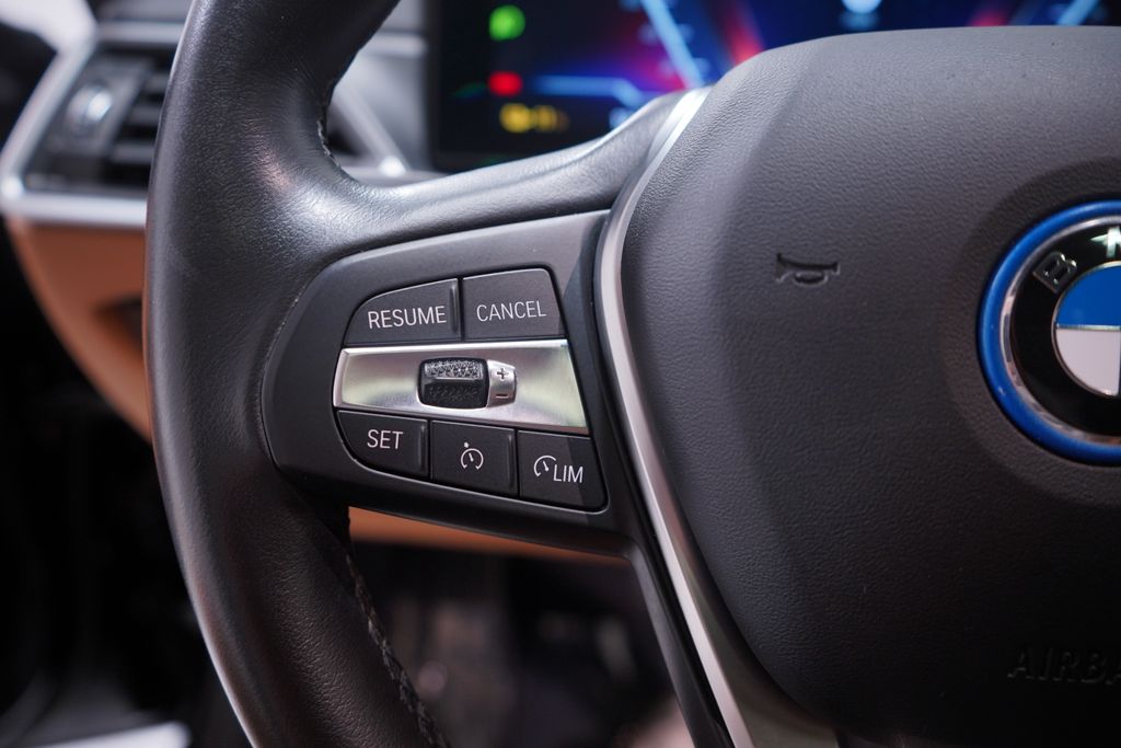 2023 BMW i4 eDrive40 20