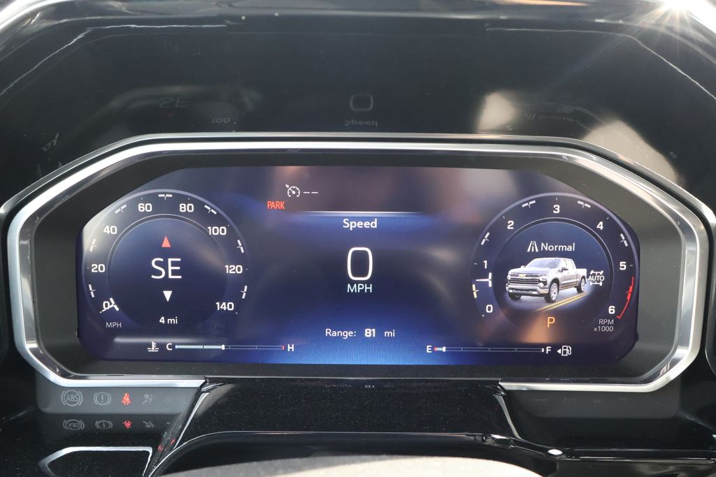 Thumbnail: 2026 Chevrolet Silverado 1500 - 22