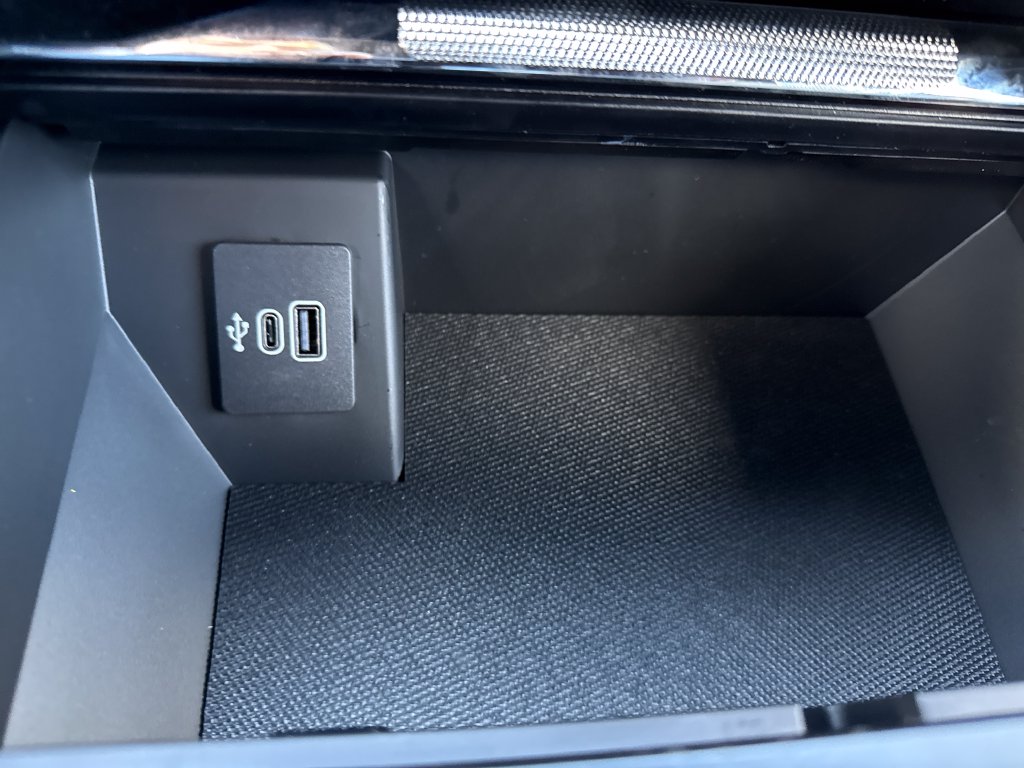 New 2026 Gray Ford Lariat image 37