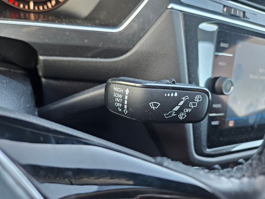 Thumbnail: 2019 Volkswagen Tiguan - 21