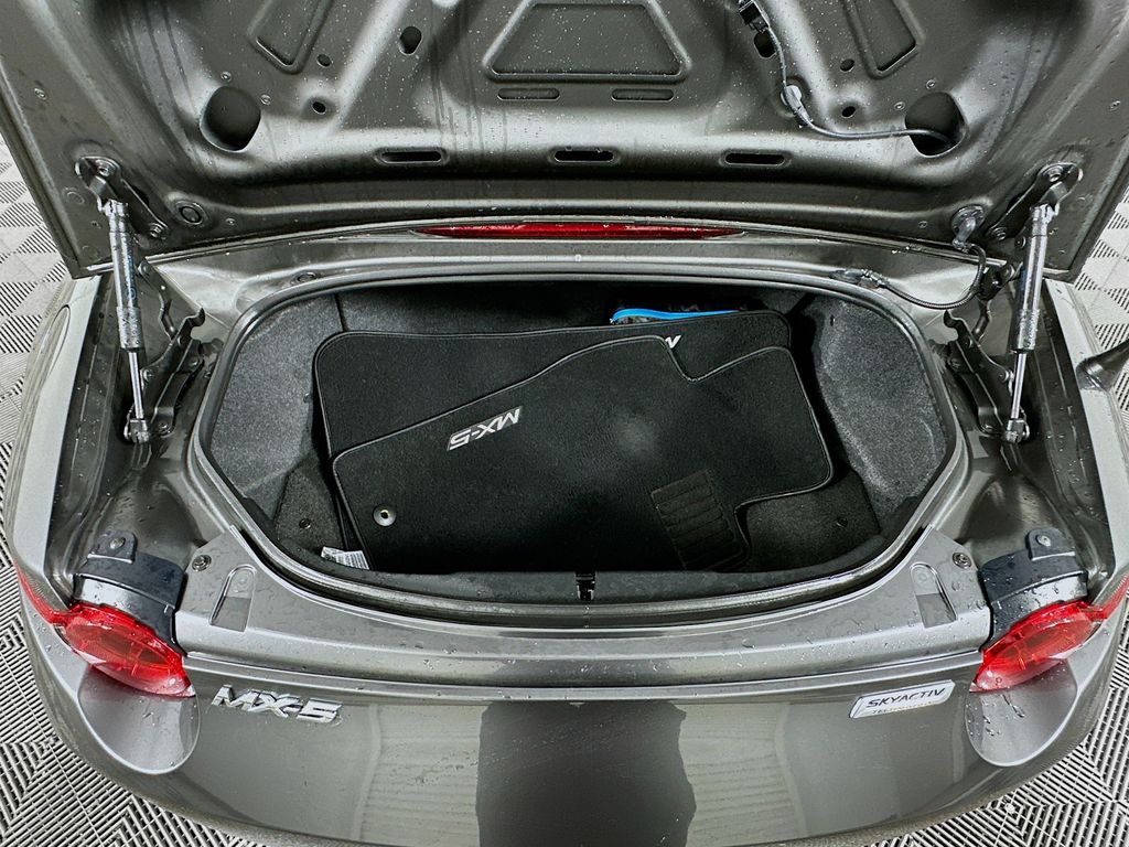 2019 Mazda MX-5 Miata Grand Touring 25