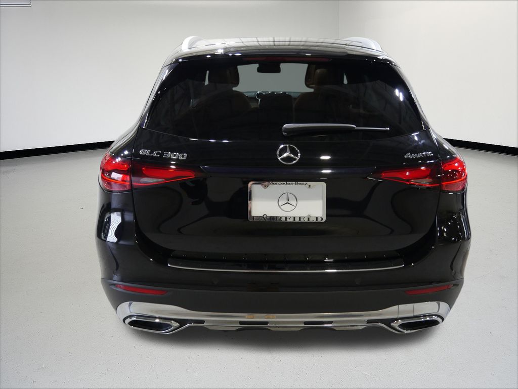 Thumbnail: 2023 Mercedes-Benz GLC - 4