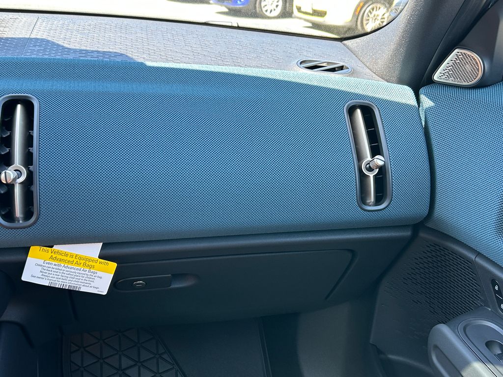 Thumbnail: 2025 MINI Cooper Countryman - 25