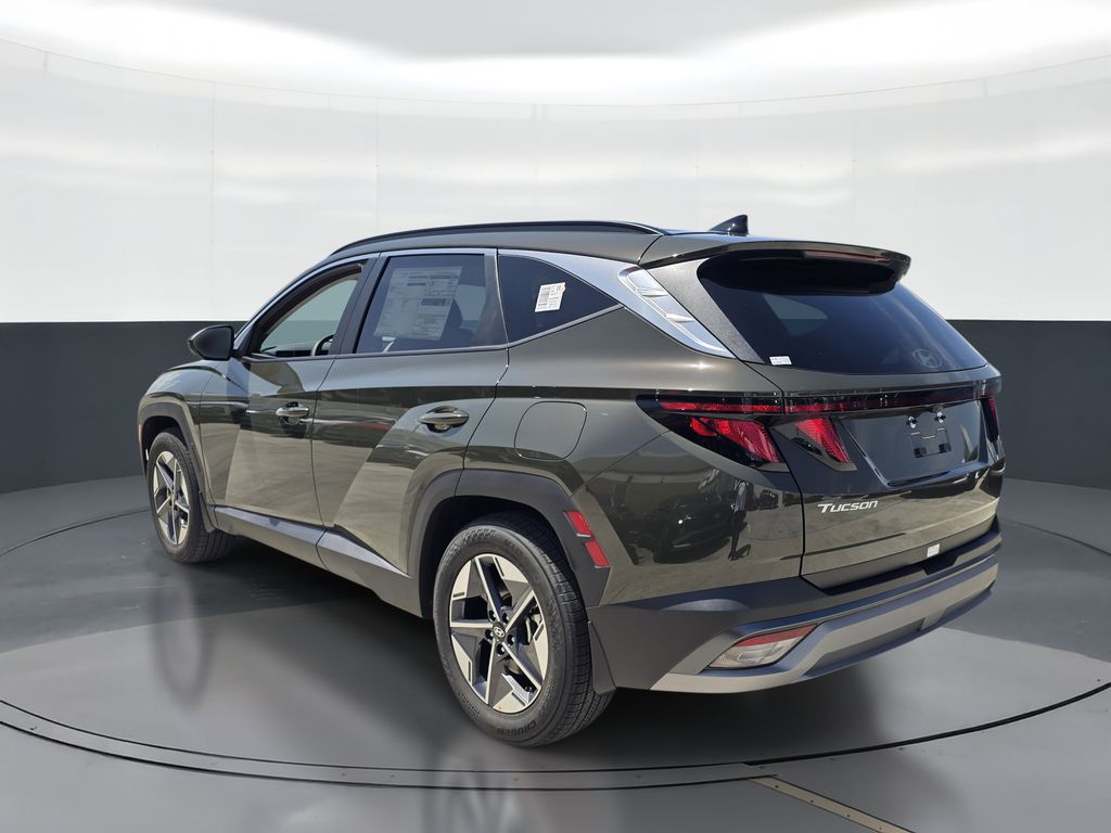 New 2026 Green Hyundai SEL Premium image 4