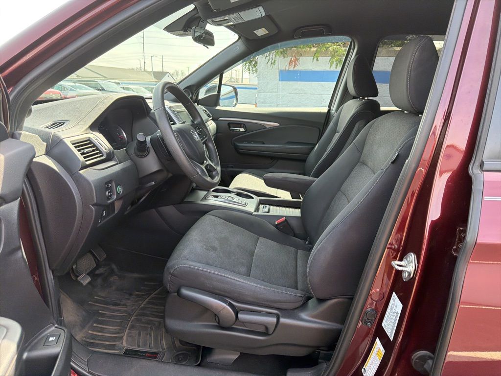 Thumbnail: 2020 Honda Passport - 16