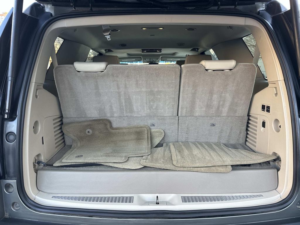 Thumbnail: 2017 GMC Yukon - 26