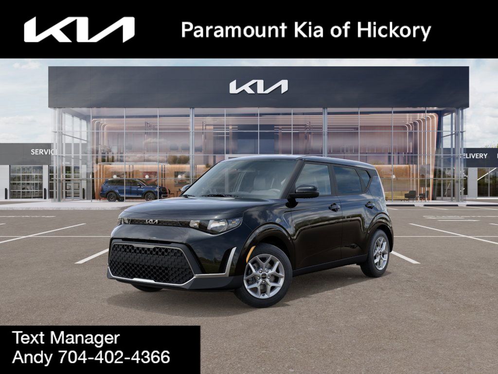 Fusion Black 2025 Kia Soul LX FWD SUV / Crossover Front-Wheel Drive Continuously Variable Transmission