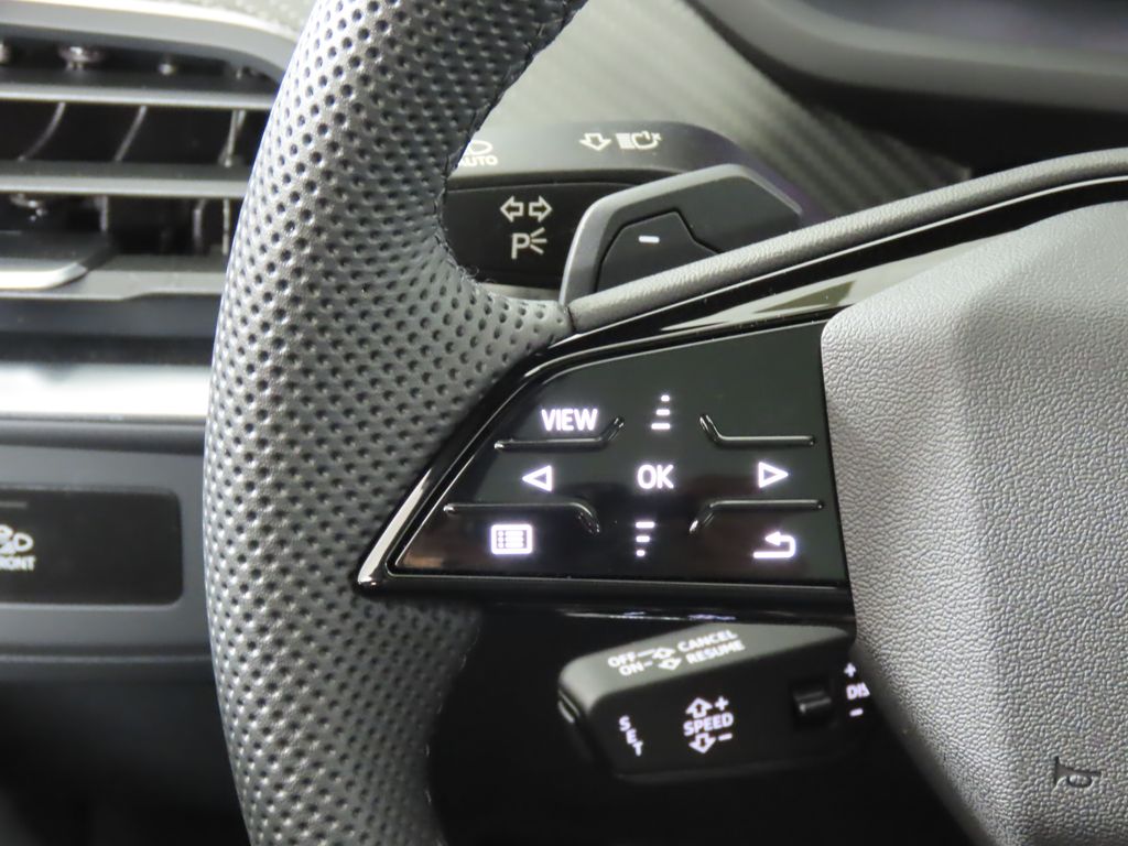 Thumbnail: 2026 Audi e-tron GT - 15