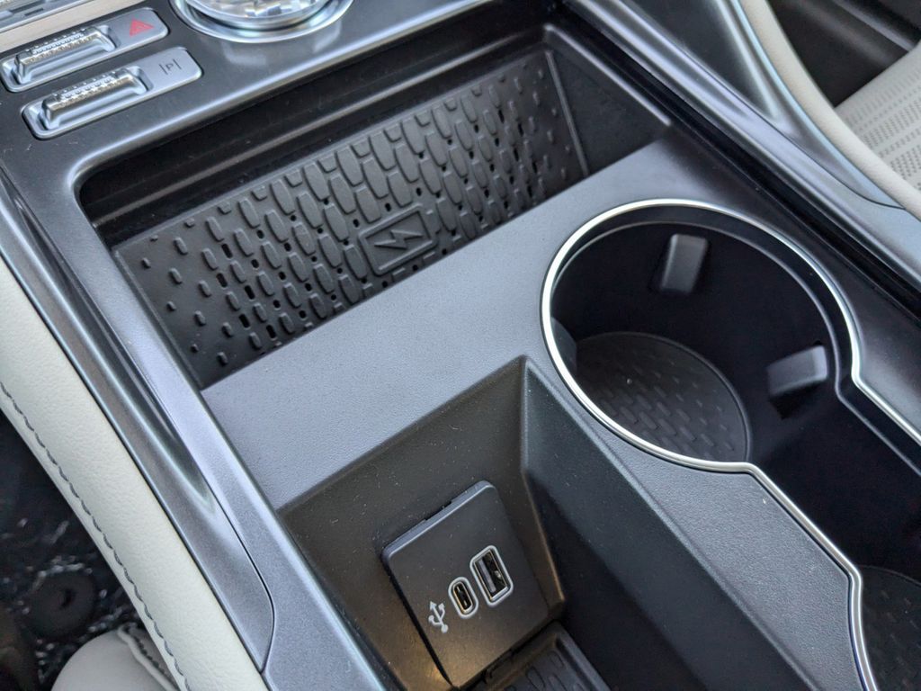2025 Lincoln Nautilus Hybrid Reserve