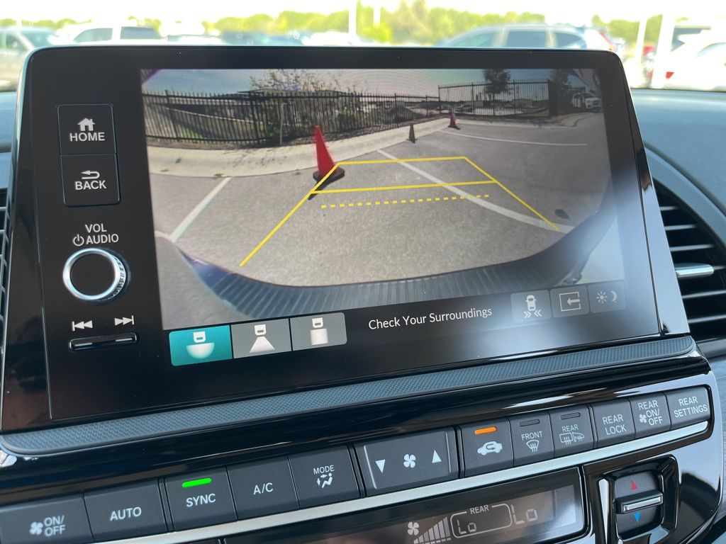 Thumbnail: 2025 Honda Odyssey - 24