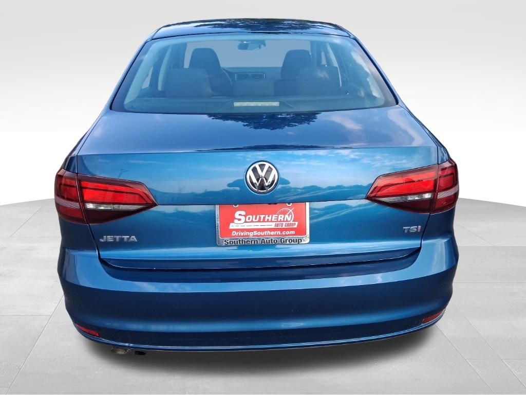 Used 2017 Blue Volkswagen 1.4T S image 5