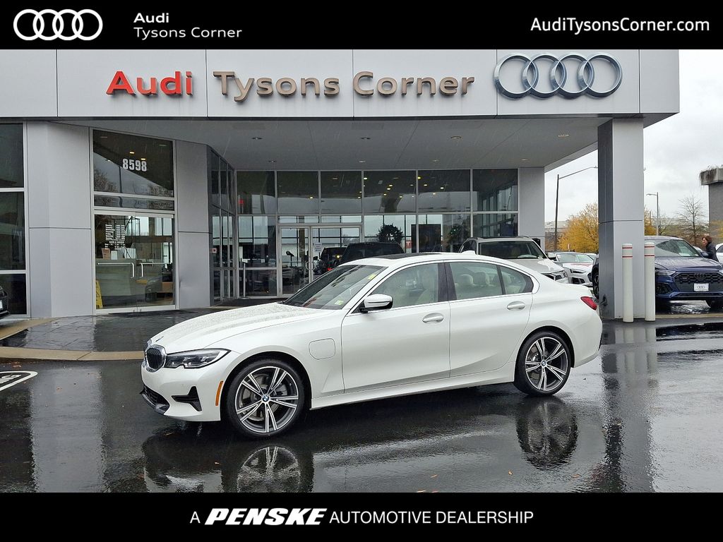 2021 BMW 3 Series 330e xDrive -
                Vienna, VA