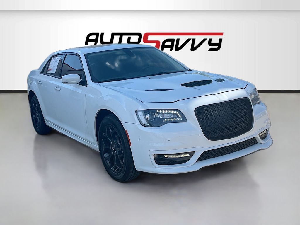 2023 Chrysler 300 Touring L