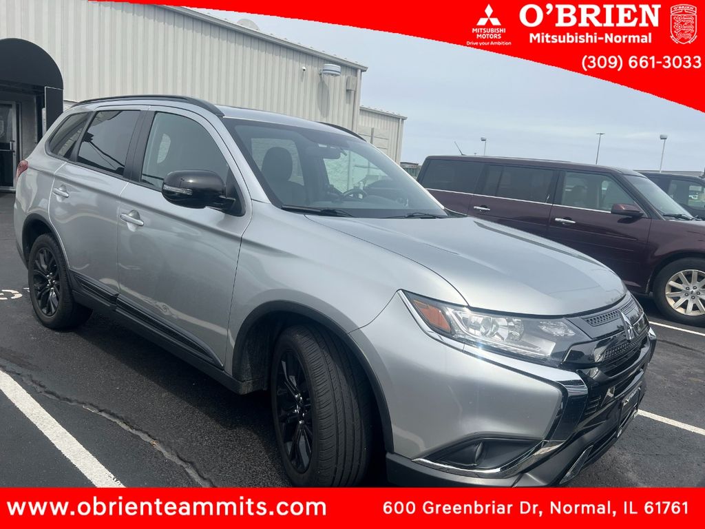 Silver 2019 Mitsubishi Outlander LE S-AWC SUV / Crossover All-Wheel Drive Continuously Variable Transmission