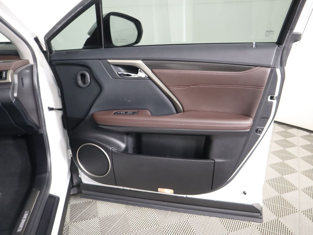 Thumbnail: 2019 Lexus RX - 26