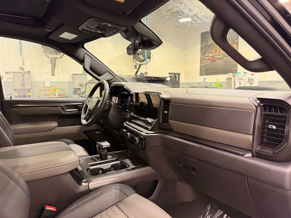 Thumbnail: 2025 Chevrolet Silverado 1500 - 29