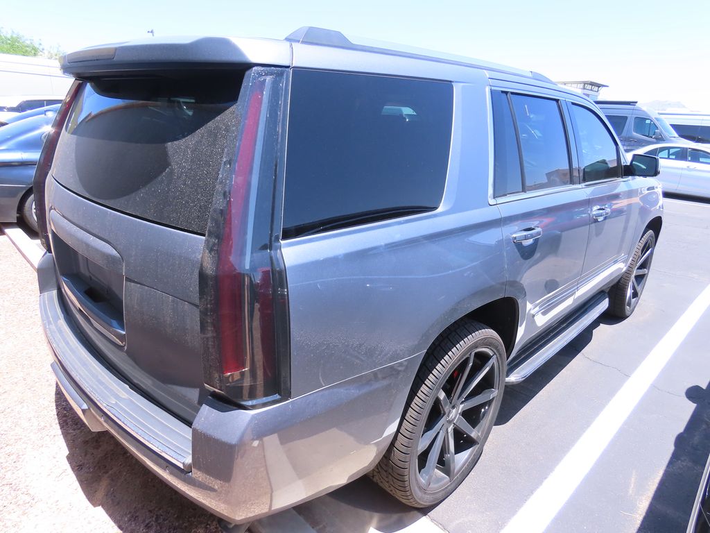 Thumbnail: 2018 Chevrolet Tahoe - 3