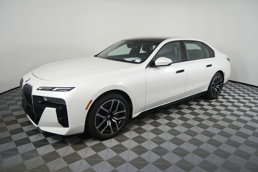 Thumbnail: 2024 BMW 7 Series - 8