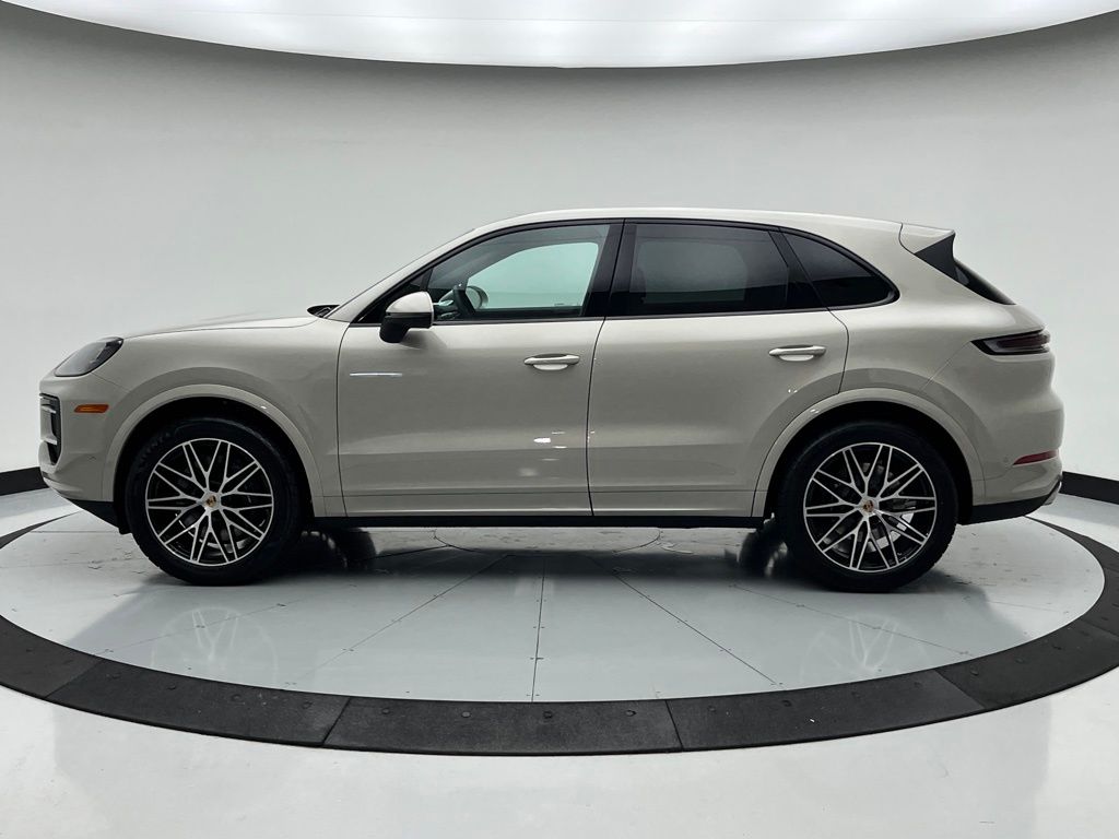 Thumbnail: 2026 Porsche Cayenne - 2