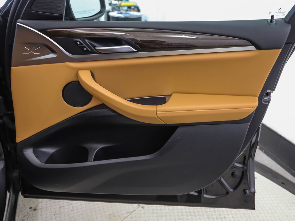 Thumbnail: 2024 BMW X3 - 29