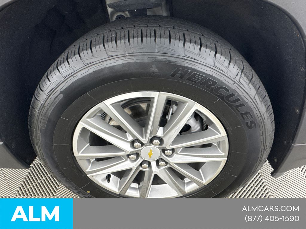 Used 2023 White Chevrolet LT image 16