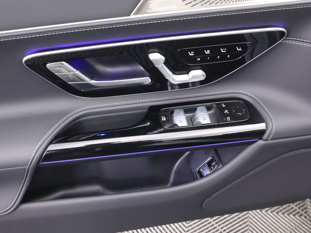 Thumbnail: 2026 Mercedes-Benz SL-Class - 32