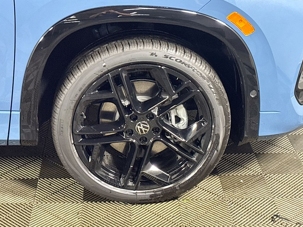 2025 Volkswagen Tiguan 2.0T SE R-Line Black