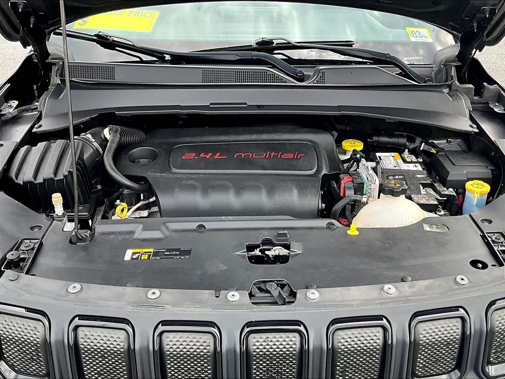 2022 Jeep Compass — photo 28